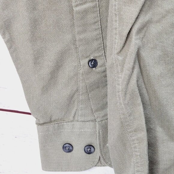 Claiborne Men's Long Sleeve Collared Button-Down Casual Shirt Beige Size Large - Picture 2 of 7